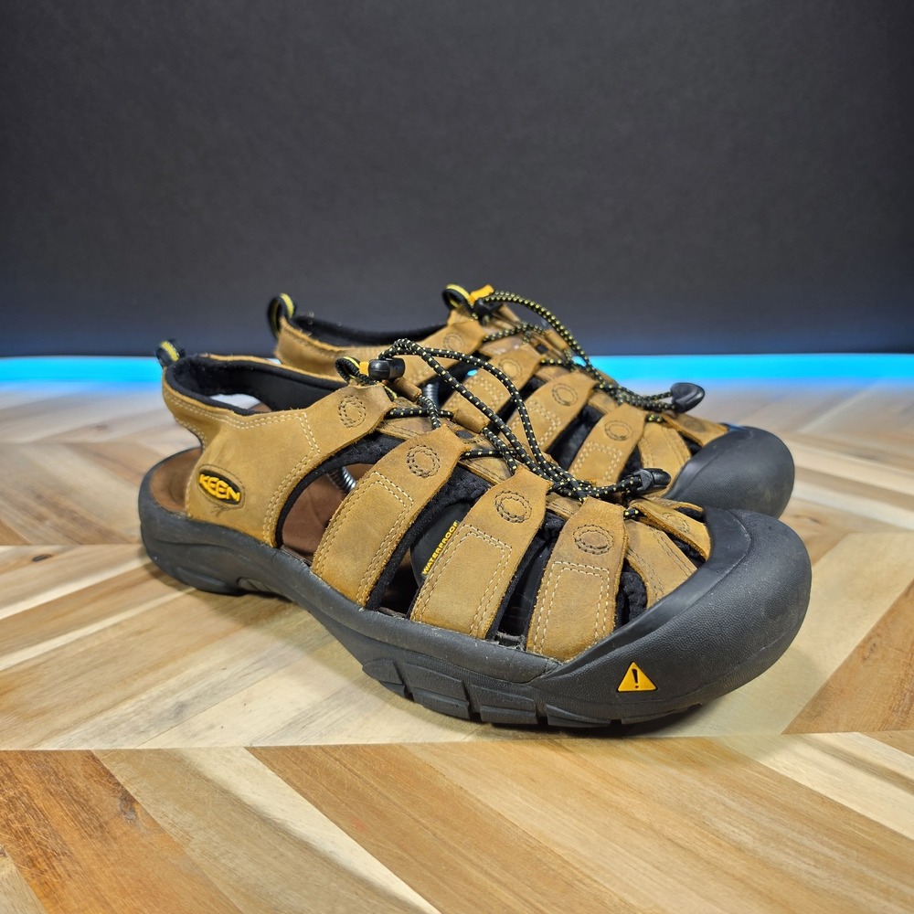 KEEN Newport Men 13 Brown Leather Closed Toe Outdoor Hiking Water Sandals Shoes